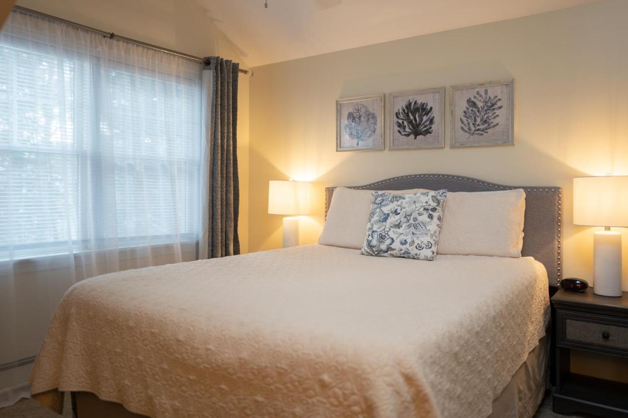 Onesixtyfive, The Inn On Park Row Brunswick Bagian luar foto
